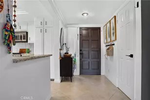 27871 Esporlas, Mission Viejo, CA 92692 - Photo 5