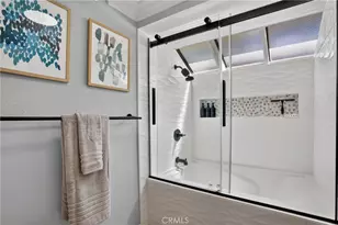 27871 Esporlas, Mission Viejo, CA 92692 - Photo 21