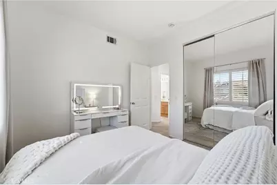 29 Marseille, Lake Forest, CA 92610 - Photo 35