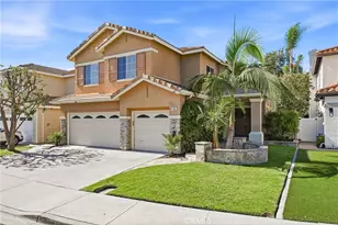 29 Marseille, Lake Forest, CA 92610 - Photo 3