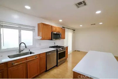 14055 Lake View Drive #14, La Mirada, CA 90638 - Photo 25
