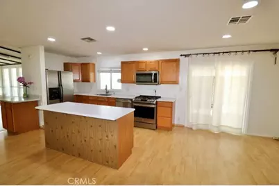 14055 Lake View Drive #14, La Mirada, CA 90638 - Photo 17