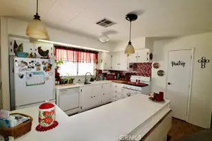 14024 Lakeside Dr, La Mirada, CA 90638 - Photo 31