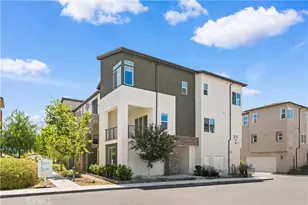 271 Lynx, Irvine, CA 92618 - Photo 43