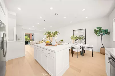 271 Lynx, Irvine, CA 92618 - Photo 13