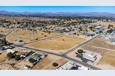 9751 Pyrite Avenue, Hesperia, CA 92345 - Photo 11