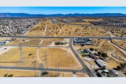 9751 Pyrite Avenue, Hesperia, CA 92345 - Photo 13