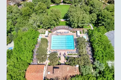 229 Dewdrop, Irvine, CA 92603 - Photo 33