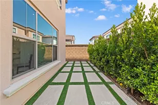 106 Glydon, Irvine, CA 92618 - Photo 31