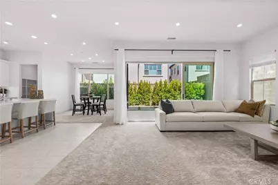 106 Glydon, Irvine, CA 92618 - Photo 3