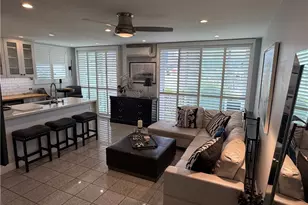230 Linden, Long Beach, CA 90802 - Photo 3