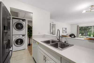 324 Tangelo, Irvine, CA 92618 - Photo 11