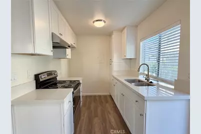 23216 Orange Ave #7, Lake Forest, CA 92630 - Photo 3