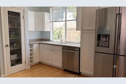 2210 Village Way, Signal Hill, CA 90755 - Photo 7