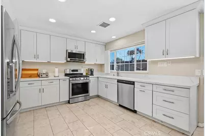 6502 Edgemont, Huntington Beach, CA 92647 - Photo 9