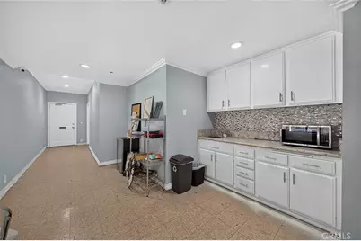 720 W 4th #318, Long Beach, CA 90802 - Photo 49
