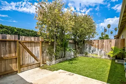 219 S Oak Street, Orange, CA 92866 - Photo 17