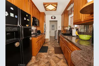 5138 Southridge, Los Angeles, CA 90043 - Photo 9