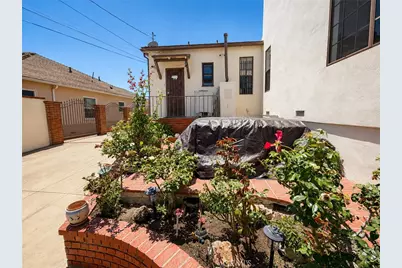 5138 Southridge, Los Angeles, CA 90043 - Photo 33