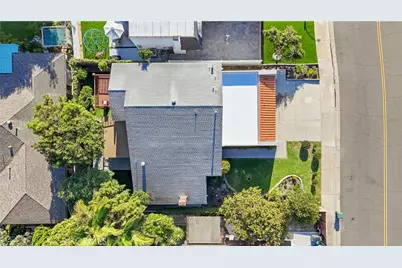 5872 Meadowbrook Drive, Huntington Beach, CA 92649 - Photo 59