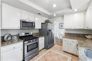 5872 Meadowbrook Dr, Huntington Beach, CA 92649 - Photo 23