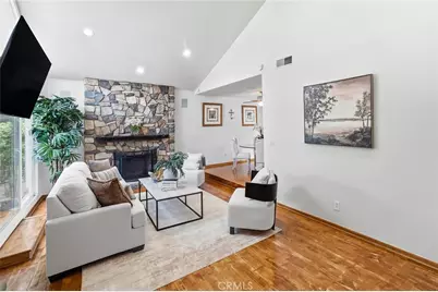 5872 Meadowbrook Drive, Huntington Beach, CA 92649 - Photo 9