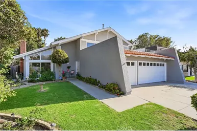 5872 Meadowbrook Drive, Huntington Beach, CA 92649 - Photo 3