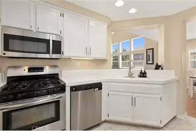73 Camino Del Oro, Rancho Santa Margarita, CA 92688 - Photo 7