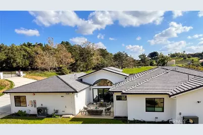 2027 Via Monserate, Fallbrook, CA 92028 - Photo 9