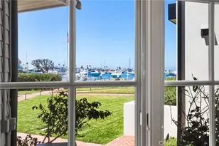 21 Bay Island, Newport Beach, CA 92661 - Photo 17