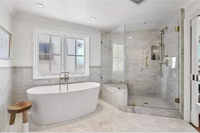 21 Bay Island, Newport Beach, CA 92661 - Photo 35
