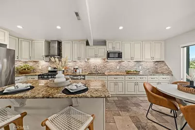 26711 Dulcinea, Mission Viejo, CA 92691 - Photo 5