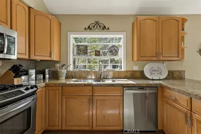 8381 Seaport Dr., Huntington Beach, CA 92646 - Photo 7