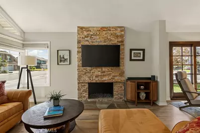 8381 Seaport Dr., Huntington Beach, CA 92646 - Photo 3