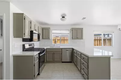 8400 Winlock, Bakersfield, CA 93312 - Photo 11