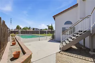 8400 Winlock, Bakersfield, CA 93312 - Photo 35