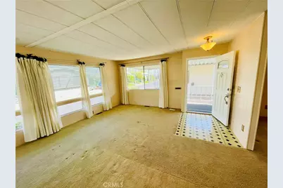 37 Madrid, Tustin, CA 92780 - Photo 3
