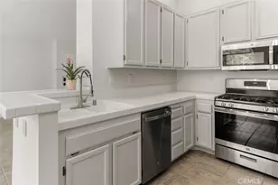 16 Chaumont Cir, Lake Forest, CA 92610 - Photo 9