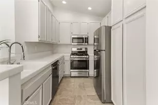16 Chaumont Cir, Lake Forest, CA 92610 - Photo 13