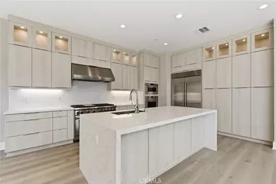 156 Apron, Irvine, CA 92618 - Photo 5