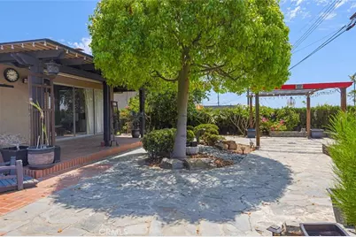 13675 Sycamore Drive, Whittier, CA 90601 - Photo 27