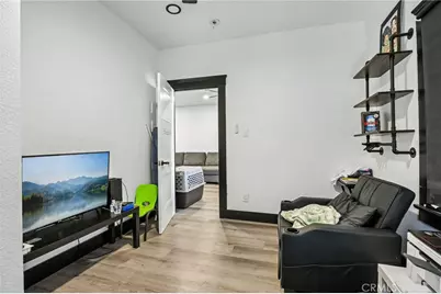 1127 W 5th, Santa Ana, CA 92703 - Photo 11