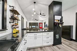 1127 W 5th, Santa Ana, CA 92703 - Photo 9