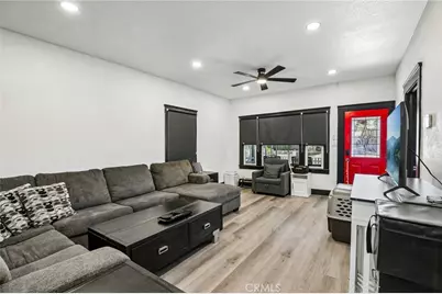 1127 W 5th, Santa Ana, CA 92703 - Photo 5