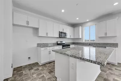 27400 Golden Nugget St, Menifee, CA 92586 - Photo 11