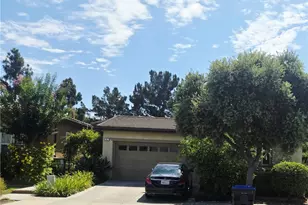 6 Saintsbury, Irvine, CA 92602 - Photo 1