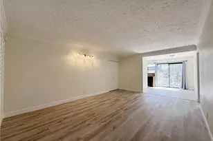 231 Springview, Irvine, CA 92620 - Photo 3