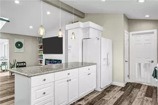 80 Huntington Street, Huntington Beach, CA 92648 - Photo 17
