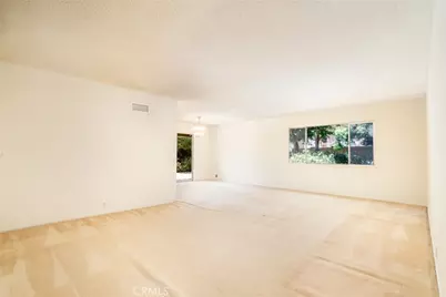17331 Elsinore, Huntington Beach, CA 92647 - Photo 11
