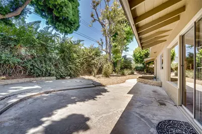 17331 Elsinore, Huntington Beach, CA 92647 - Photo 33